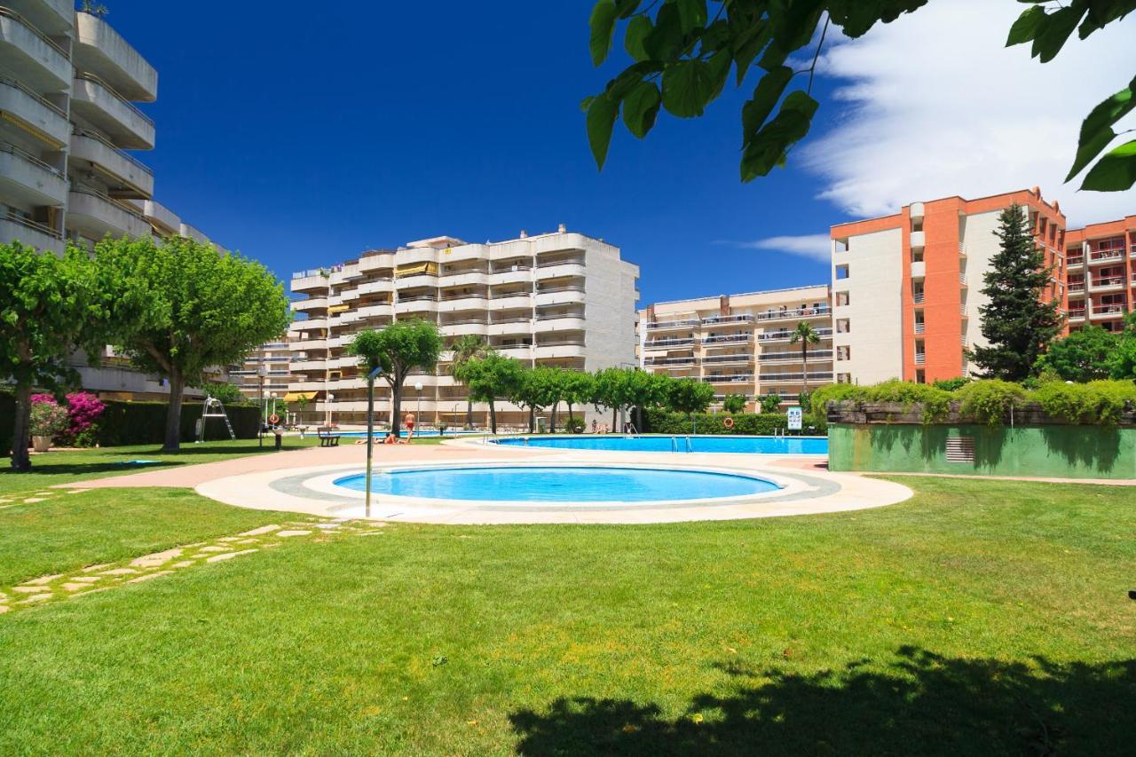 Uhc Rhin-Danubio Apartments Salou Bagian luar foto