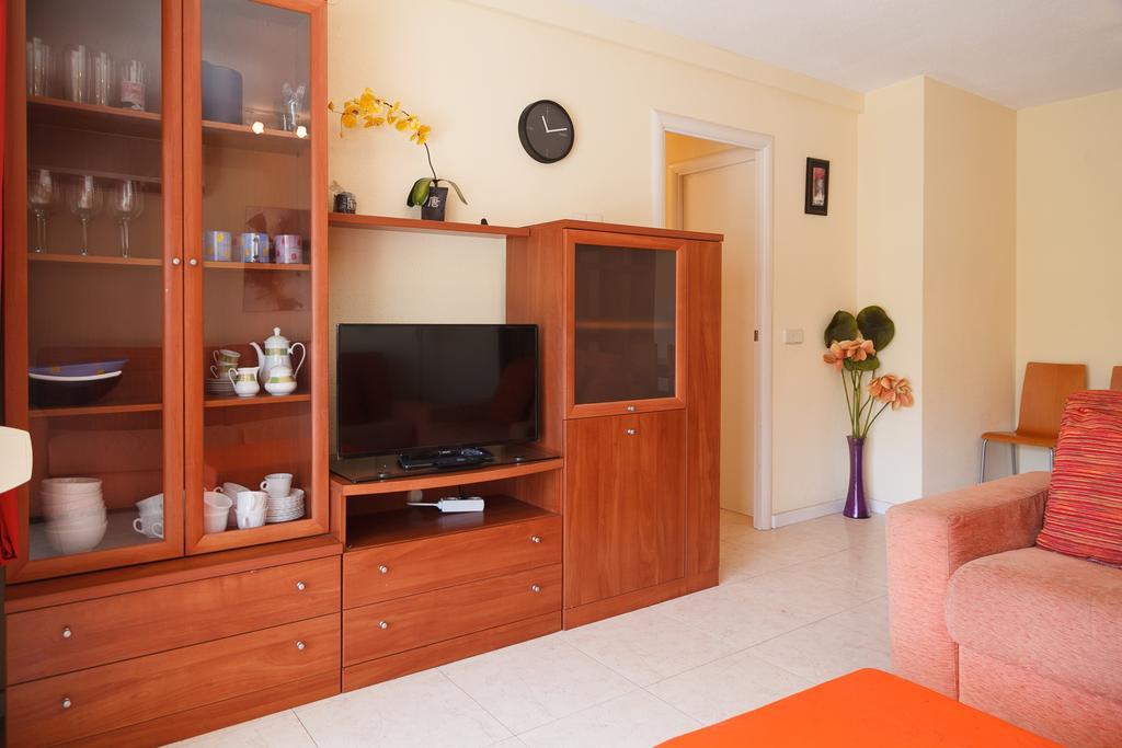 Uhc Rhin-Danubio Apartments Salou Bagian luar foto